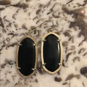 kendra scott elle earrings